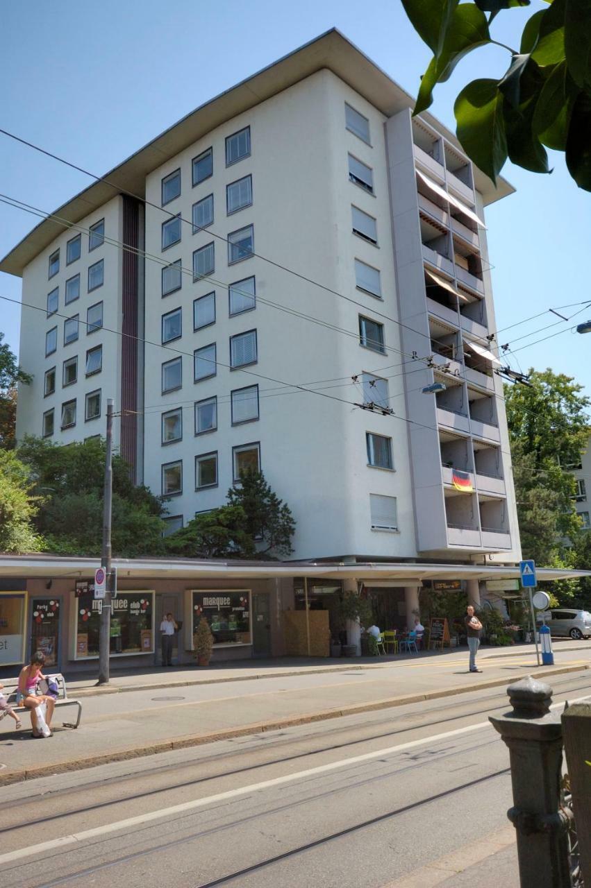 Spacious Studio With Balcony - Vineyard 71 Apartment Zurich Exterior photo